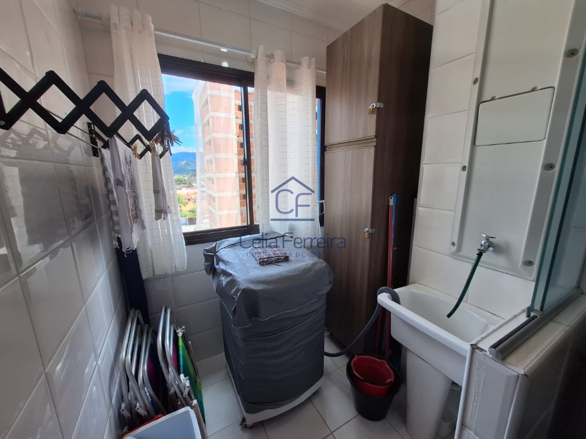 Apartamento à venda com 2 quartos, 80m² - Foto 18