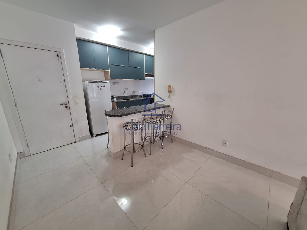 Apartamento à venda com 2 quartos, 77m² - Foto 5