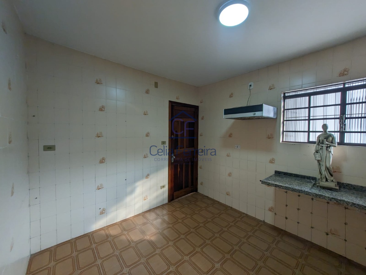 Casa à venda com 4 quartos, 196m² - Foto 12