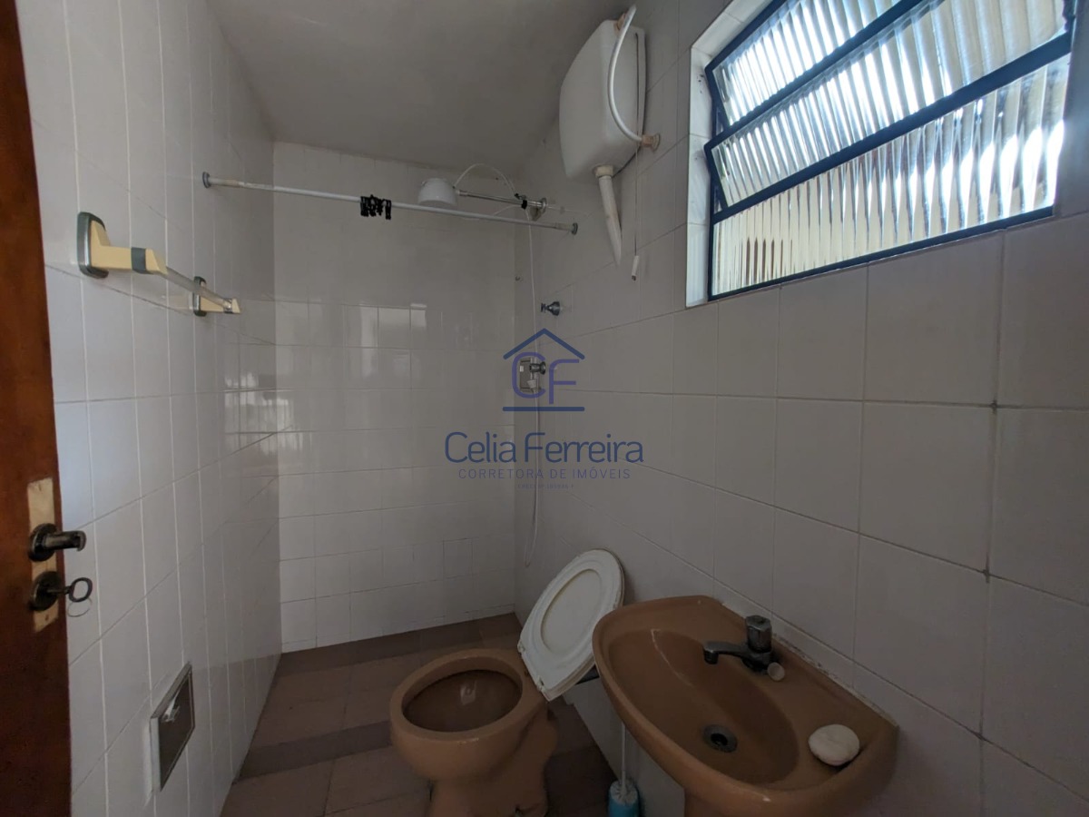 Casa à venda com 4 quartos, 196m² - Foto 17