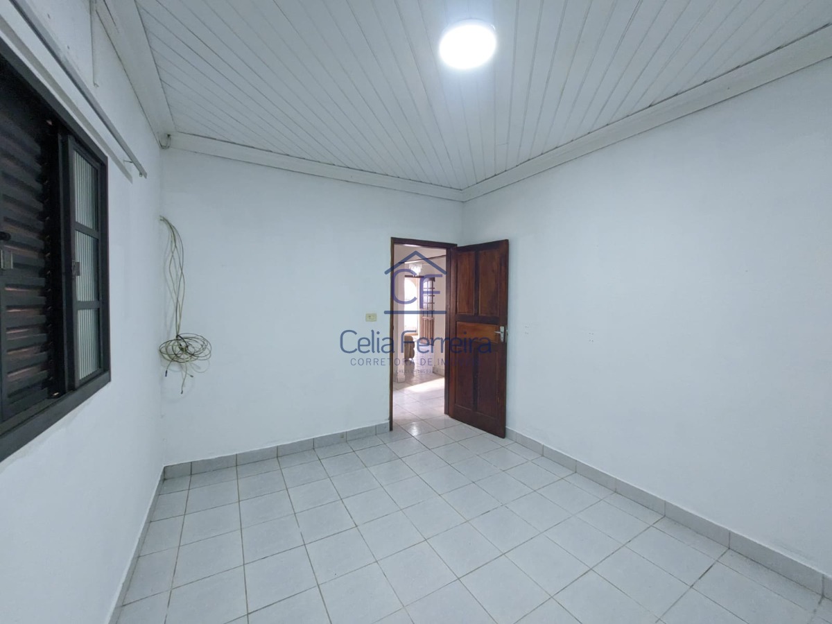 Casa à venda com 4 quartos, 196m² - Foto 19