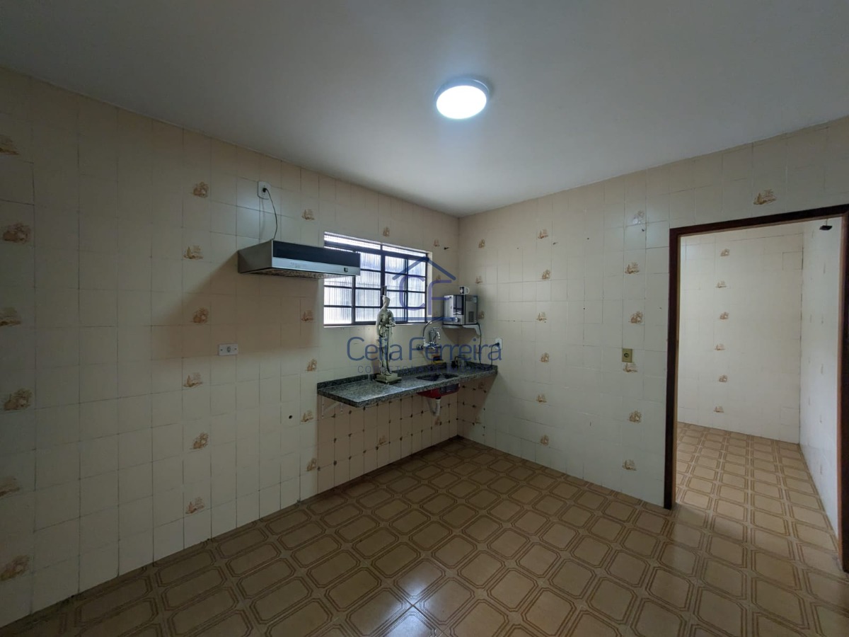 Casa à venda com 4 quartos, 196m² - Foto 10