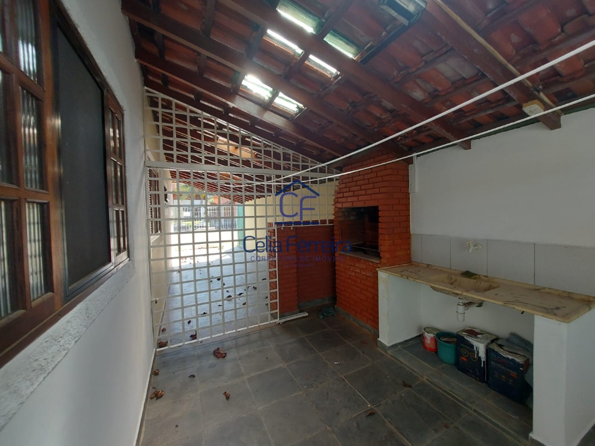 Casa à venda com 3 quartos, 120m² - Foto 11