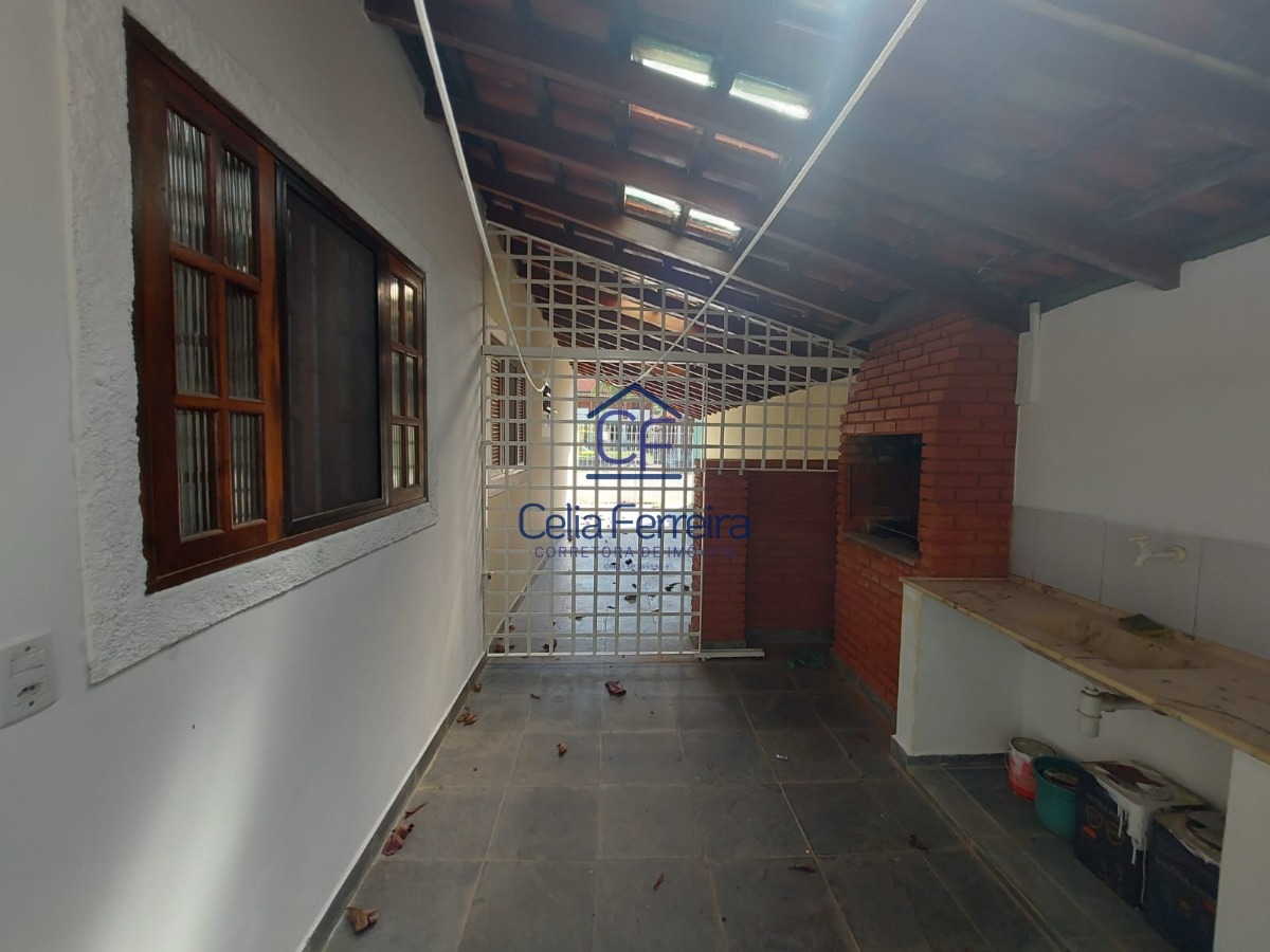 Casa à venda com 3 quartos, 120m² - Foto 27