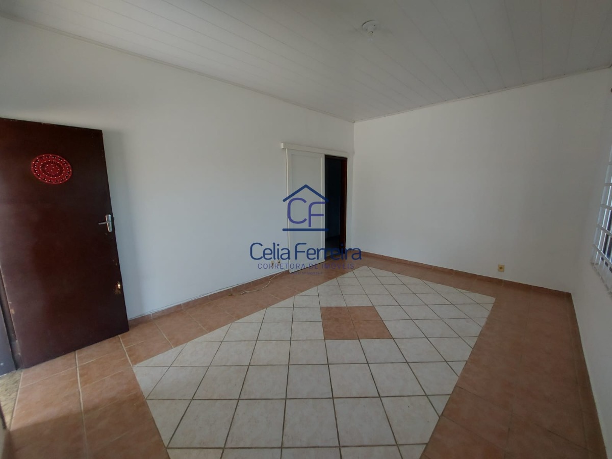 Casa à venda com 3 quartos, 120m² - Foto 14