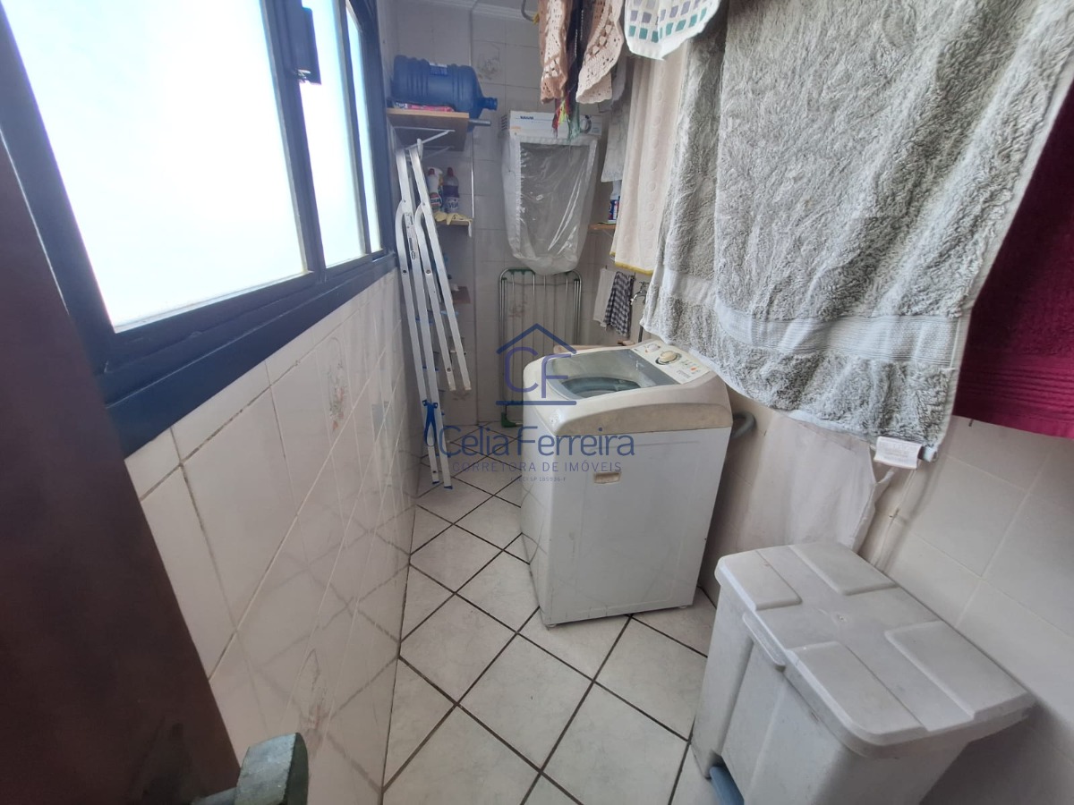 Apartamento à venda com 2 quartos, 75m² - Foto 18