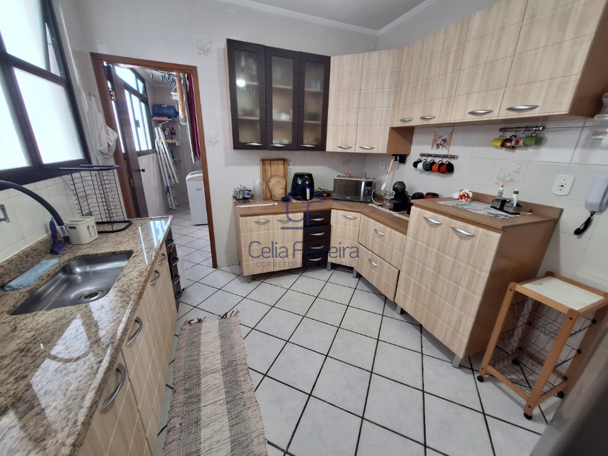 Apartamento à venda com 2 quartos, 75m² - Foto 16