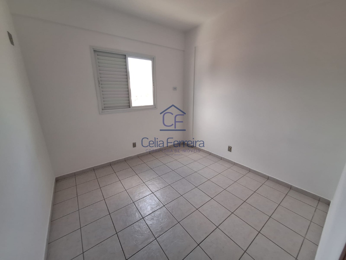 Apartamento à venda com 3 quartos, 85m² - Foto 6